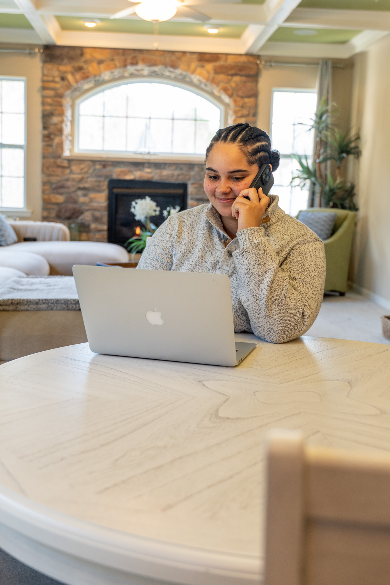 Nicole Gantt working with clients in Southern Maryland